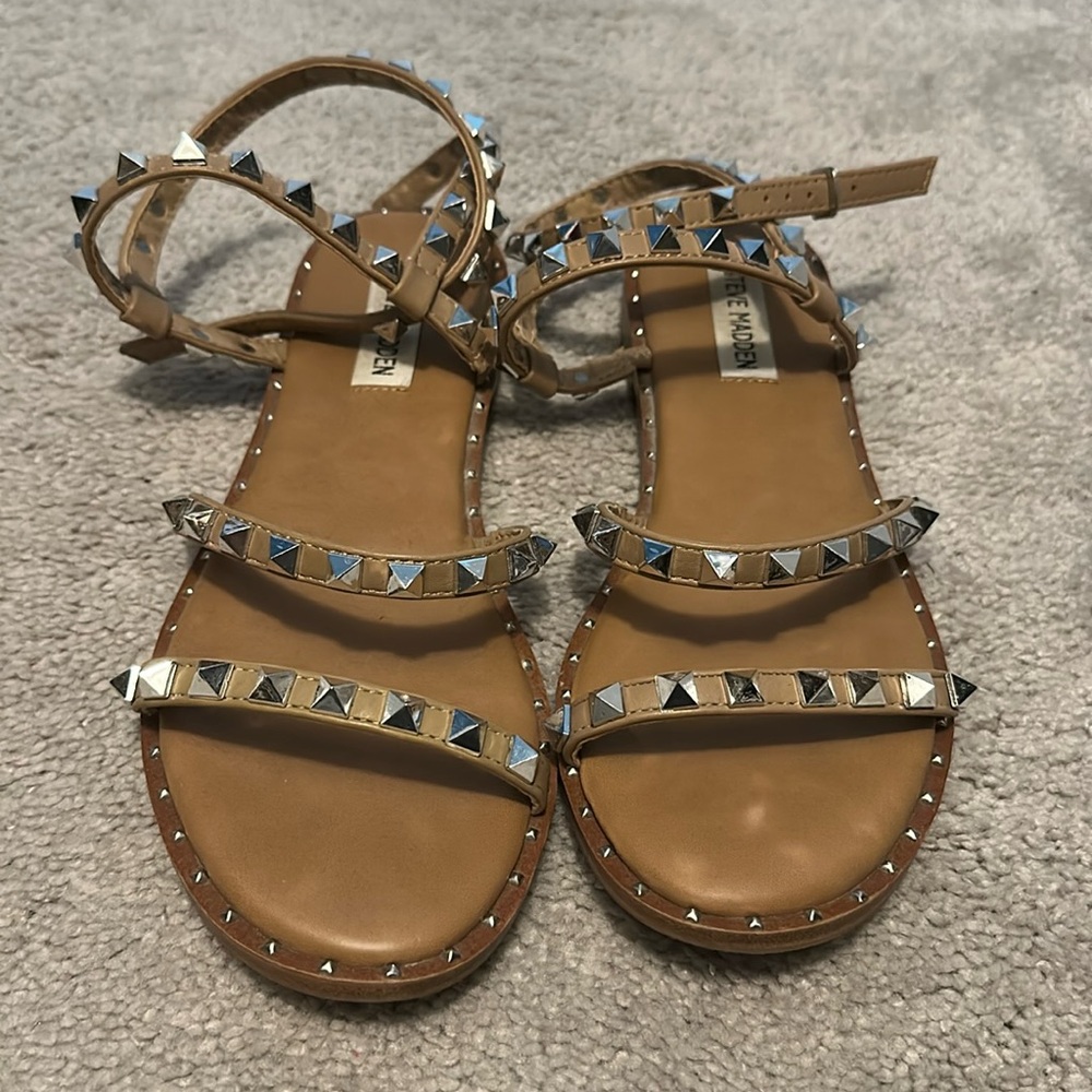 STEVE MADDEN Womens Sandal.